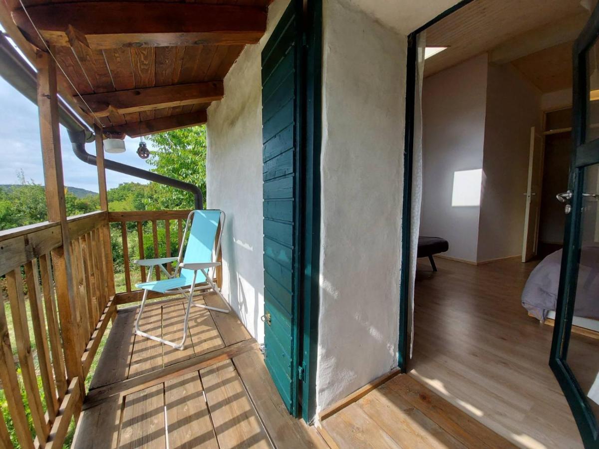 Apartmaji Hedera Komen Kültér fotó