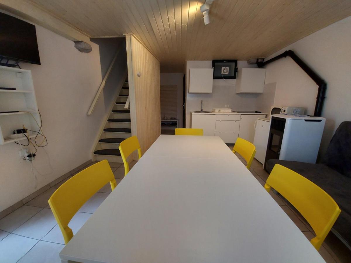 Apartmaji Hedera Komen Kültér fotó